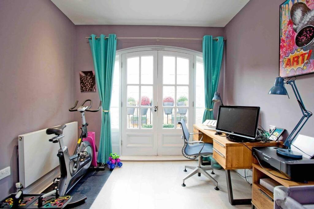 3 Bed Baker St -marylebone Townhouse * London