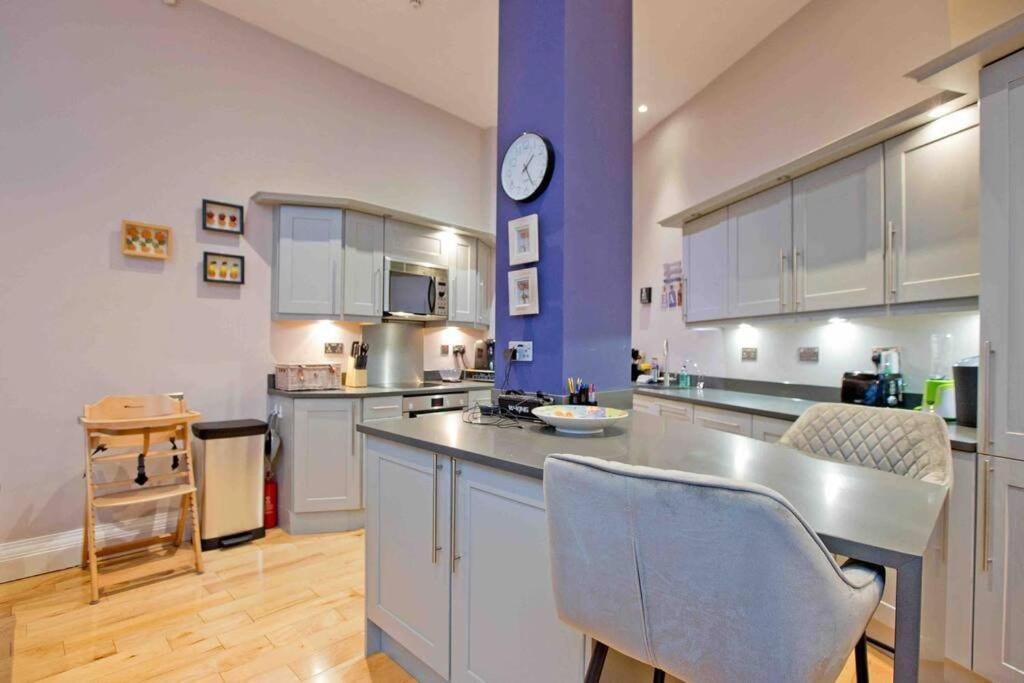 Holiday home 3 Bed Baker St -marylebone Townhouse *