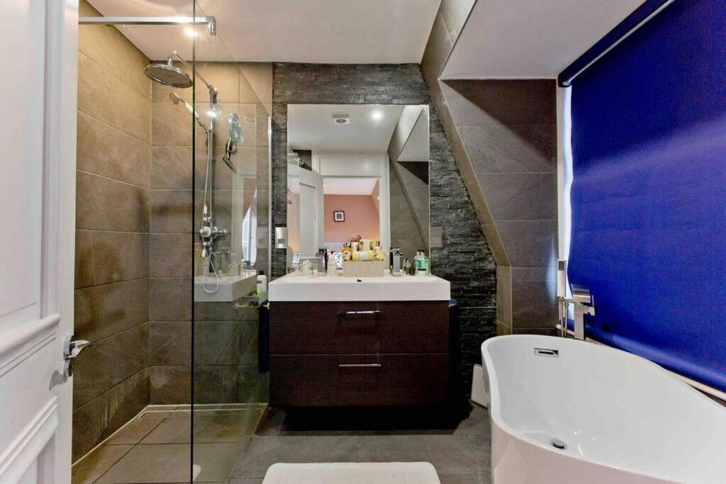 3 Bed Baker St -marylebone Townhouse *